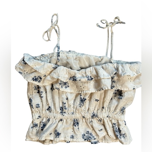 5/$25 American Eagle blue floral eyelet cropped halter top size small - Picture 2 of 8